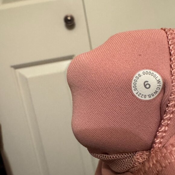 Lululemon Align Tank Top in pink, Size 6 - Picture 5 of 5